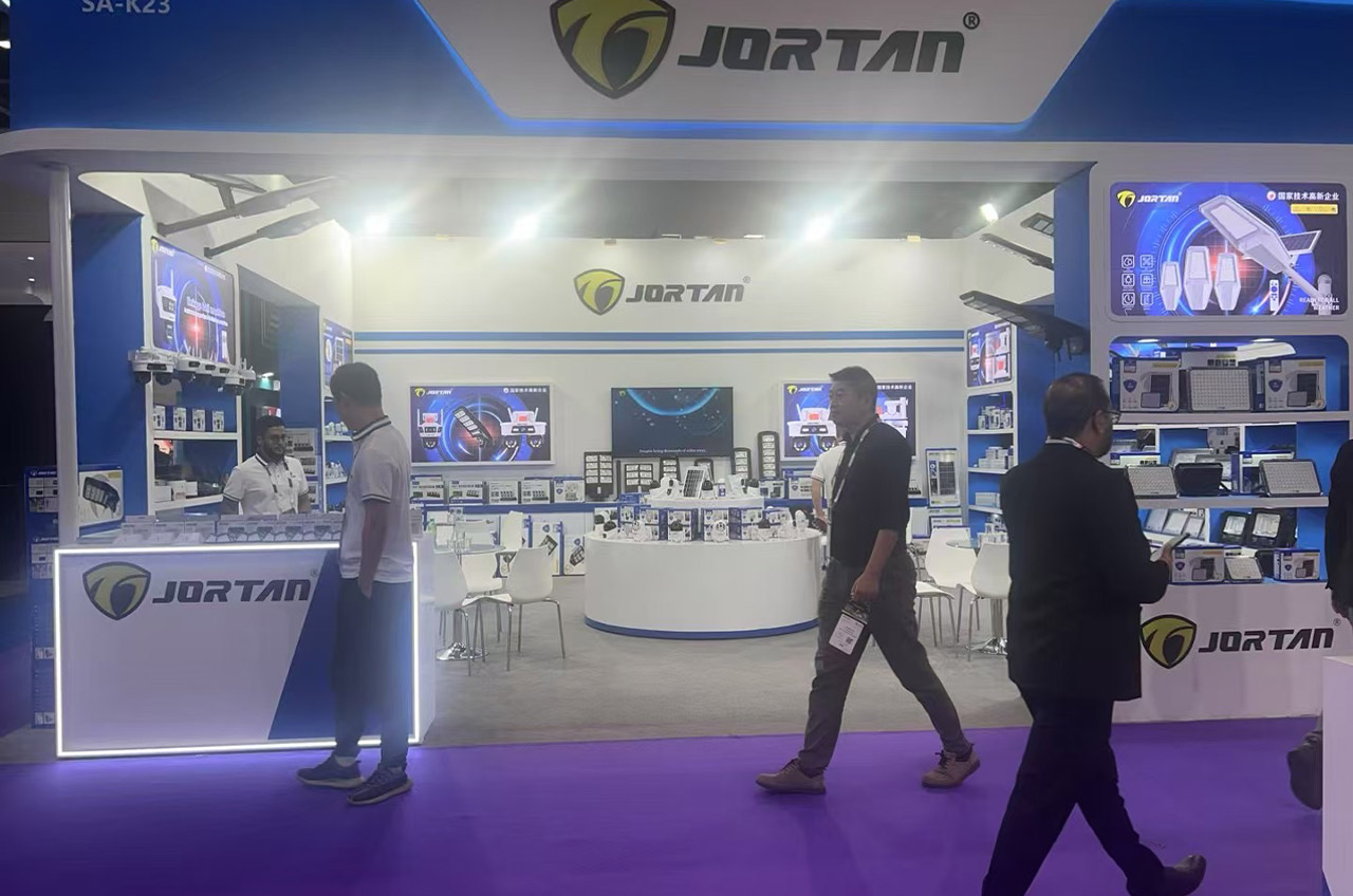 Dubai Exhibition1