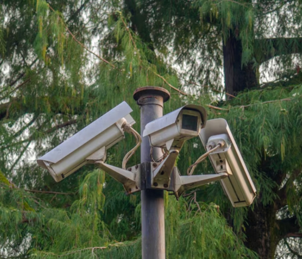 How to Choose the Best Outdoor Security Cameras for Your Property and Security